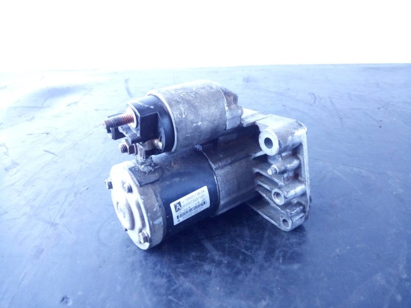 Recambio de motor arranque para citroën c4 berlina 1.6 16v referencia OEM IAM M000T32271ZE V75500178004 P3-A7-24-1