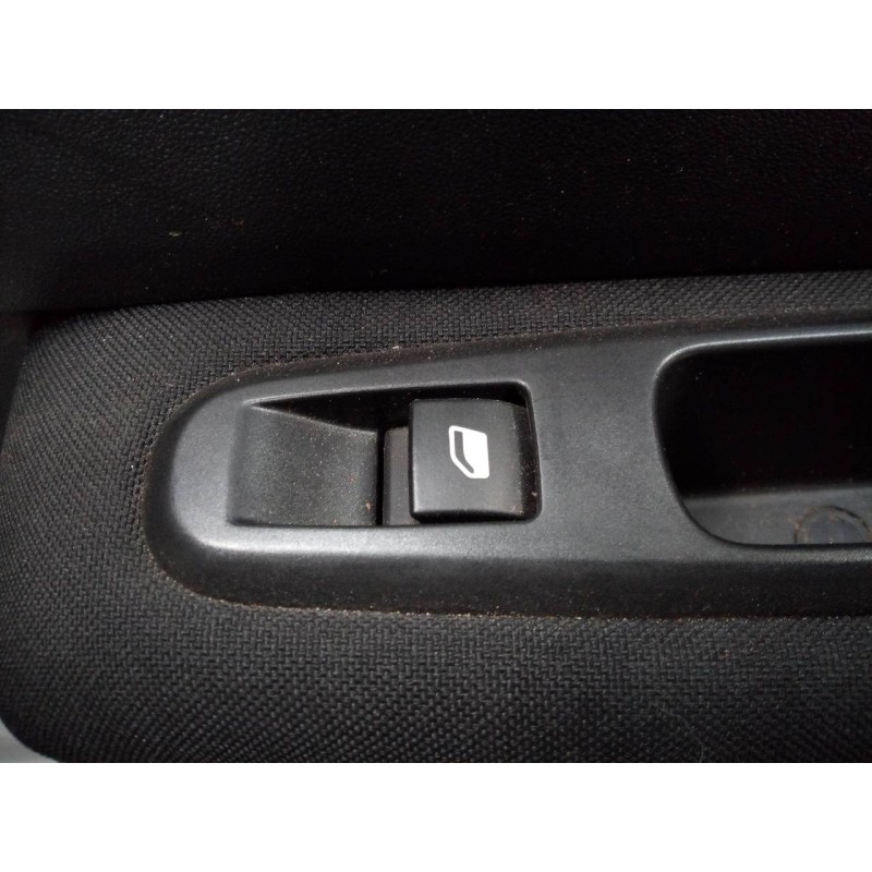 Recambio de mando elevalunas trasero derecho para citroën c3 live referencia OEM IAM   