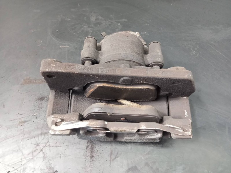 Recambio de pinza freno delantera derecha para jaguar xf 3.0 v6 luxury referencia OEM IAM   P1-B5-32