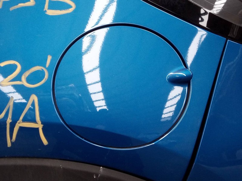 Recambio de tapa exterior combustible para ford puma hybrid titanium referencia OEM IAM   