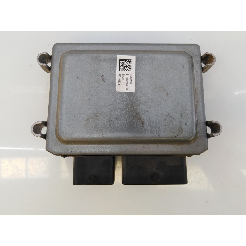 Recambio de centralita motor uce para dacia sandero laureate referencia OEM IAM 237101430R S180106122A E2-A1-7-1