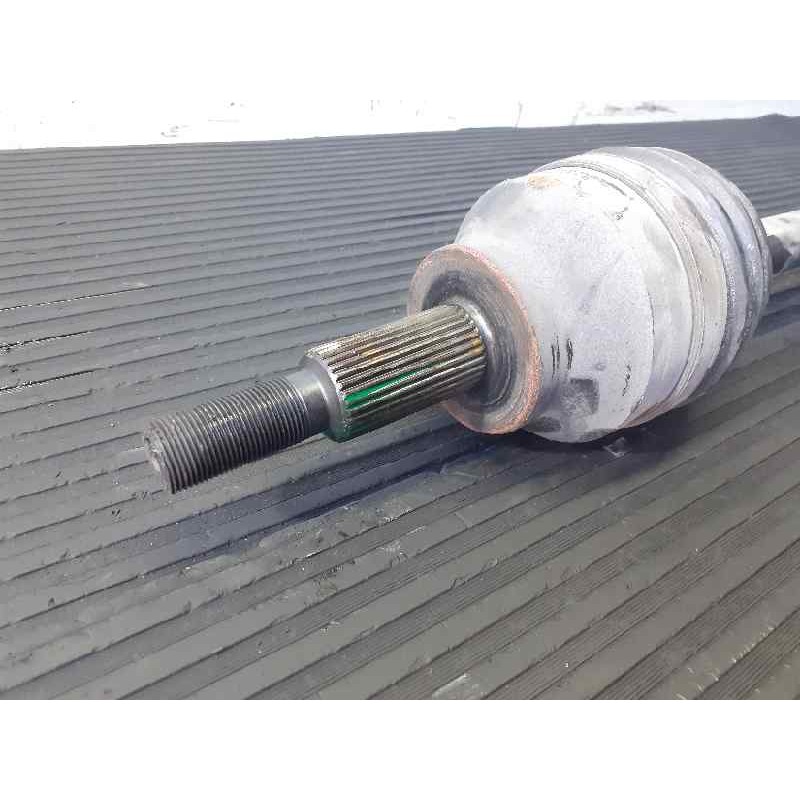 Recambio de transmision delantera derecha para jeep gr.cherokee (wk) 3.0 crd summit referencia OEM IAM F68193660AA TQ32075C0549 