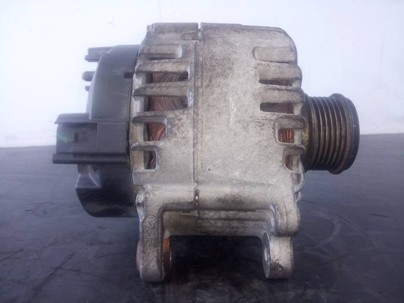 Recambio de alternador para volkswagen tiguan trendline plus referencia OEM IAM 03L903023A TG14C031 P3-A5-13-1