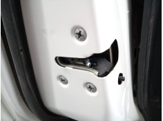 CERRADURA PUERTA TRASERA IZQUIERDA 