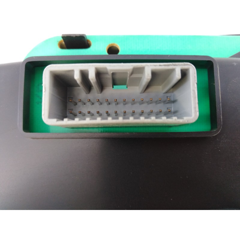 Recambio de cuadro instrumentos para dacia sandero laureate referencia OEM IAM 248101432R  E2-A1-7-1