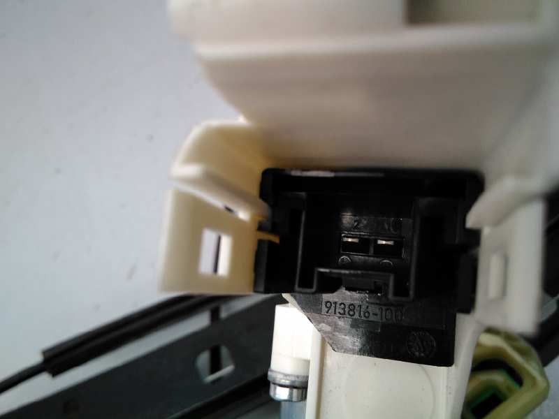 Recambio de elevalunas delantero izquierdo para audi q3 (8ug) sport referencia OEM IAM 8K0959801B 8U0837461 E1-B6-46-2