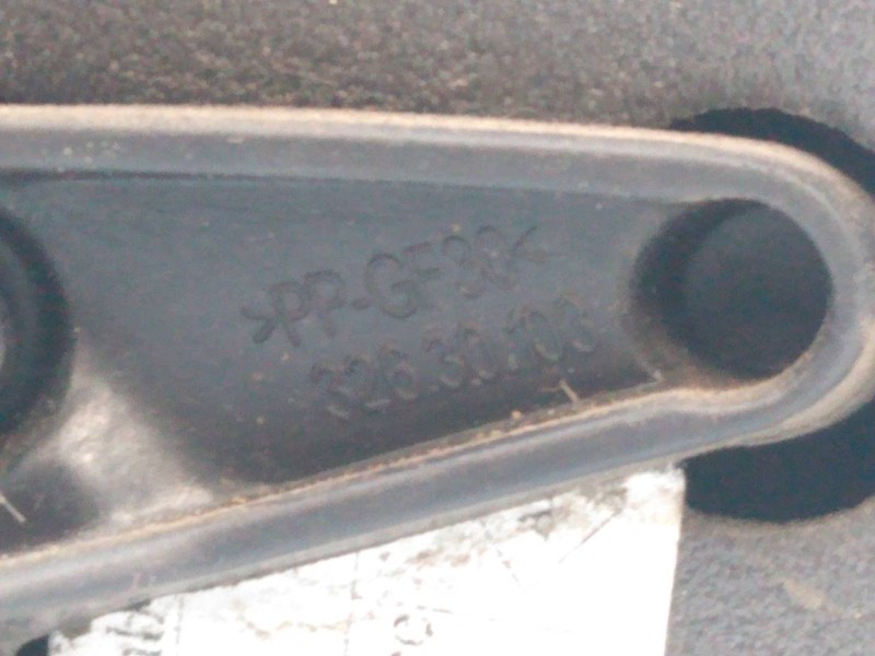 Recambio de retrovisor derecho manual para dacia sandero laureate referencia OEM IAM 32630103  E1-A1-15-1