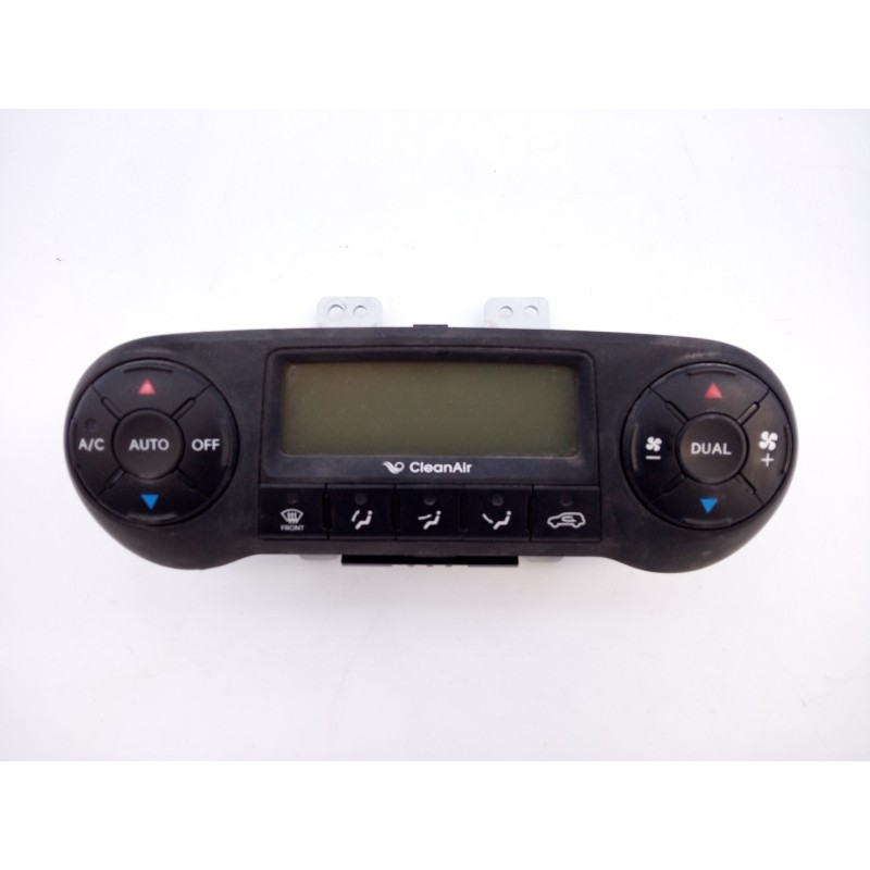 Recambio de mando climatizador para hyundai ix35 style 2wd referencia OEM IAM 972502Y400  E3-A3-49-4