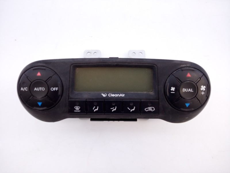 Recambio de mando climatizador para hyundai ix35 style 2wd referencia OEM IAM 972502Y400  E3-A3-49-4
