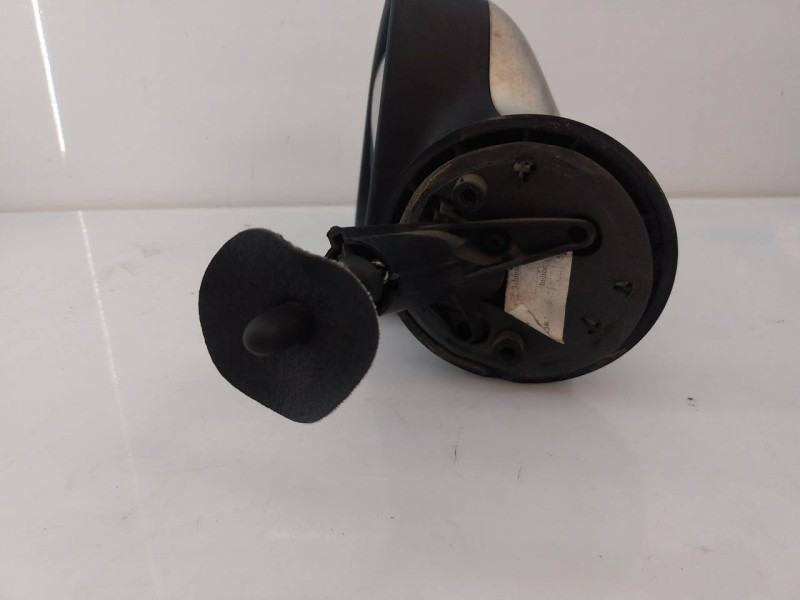 Recambio de retrovisor derecho manual para dacia sandero laureate referencia OEM IAM 32630103  E1-A1-15-1