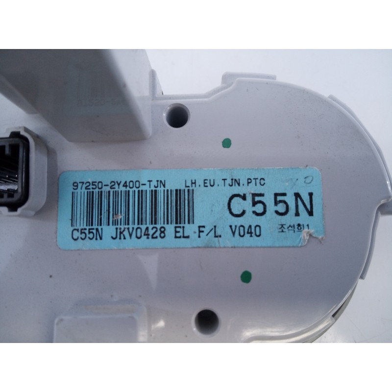 Recambio de mando climatizador para hyundai ix35 style 2wd referencia OEM IAM 972502Y400  E3-A3-49-4