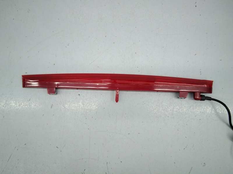 Recambio de luz central de freno para audi q3 (8ug) sport referencia OEM IAM 8U0945097  