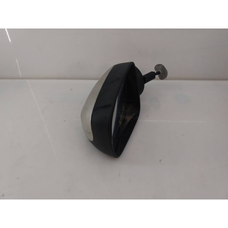 Recambio de retrovisor derecho manual para dacia sandero laureate referencia OEM IAM 32630103  E1-A1-15-1