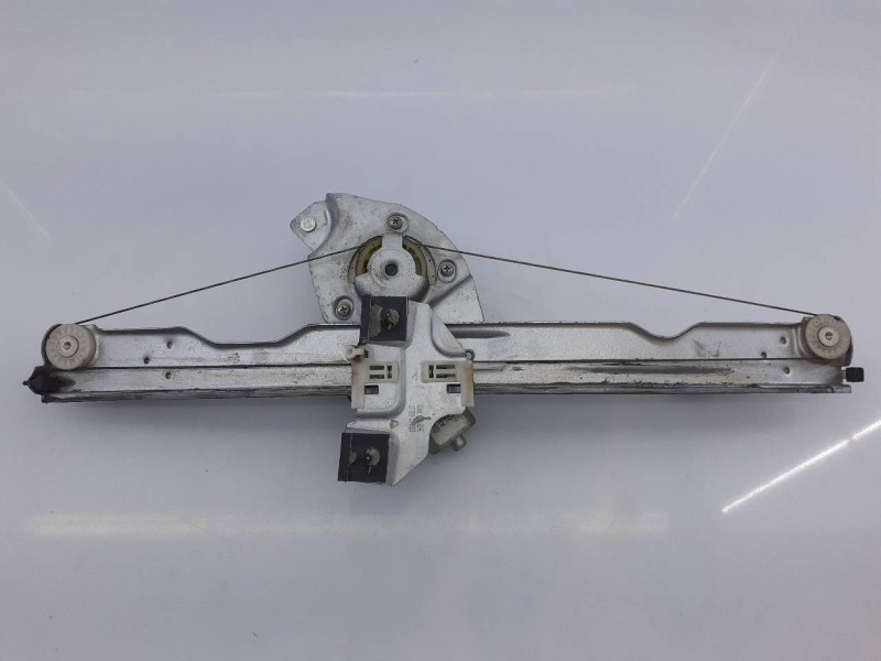 Recambio de elevalunas delantero izquierdo para dacia sandero laureate referencia OEM IAM 8200733829E  E1-A1-28-2