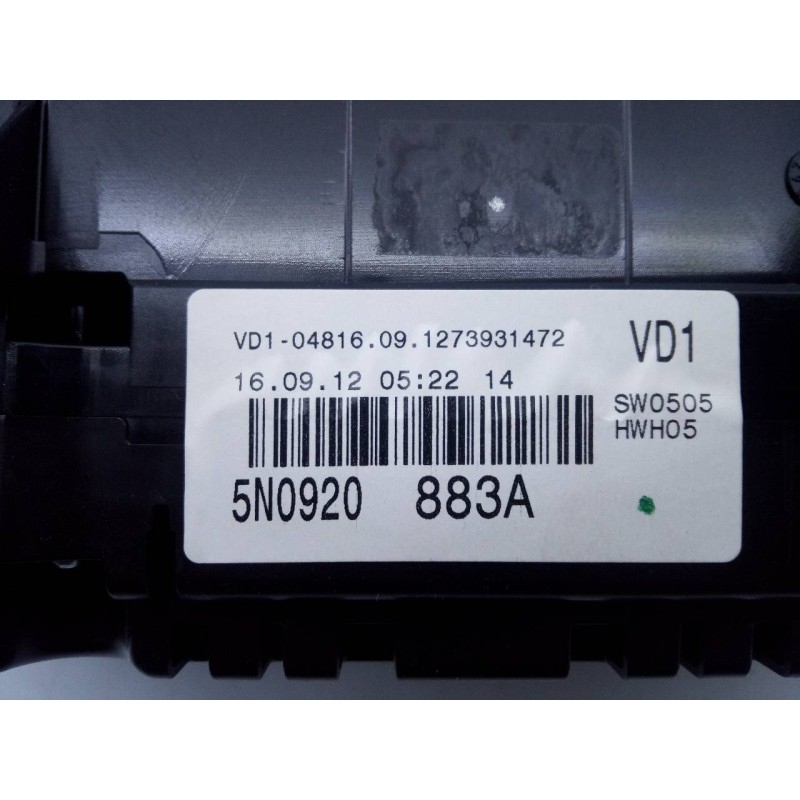 Recambio de cuadro instrumentos para volkswagen tiguan trendline plus referencia OEM IAM 5N0920883A  E2-A1-25-2