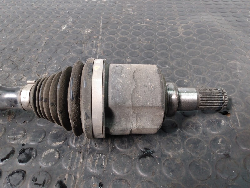 Recambio de transmision delantera derecha para hyundai ix35 style 2wd referencia OEM IAM Y930R  P1-A6-33