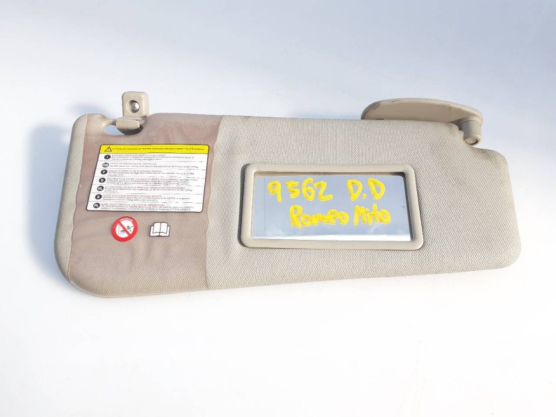 Recambio de parasol derecho para alfa romeo mito (145) distinctive referencia OEM IAM   E2-B2-8-1