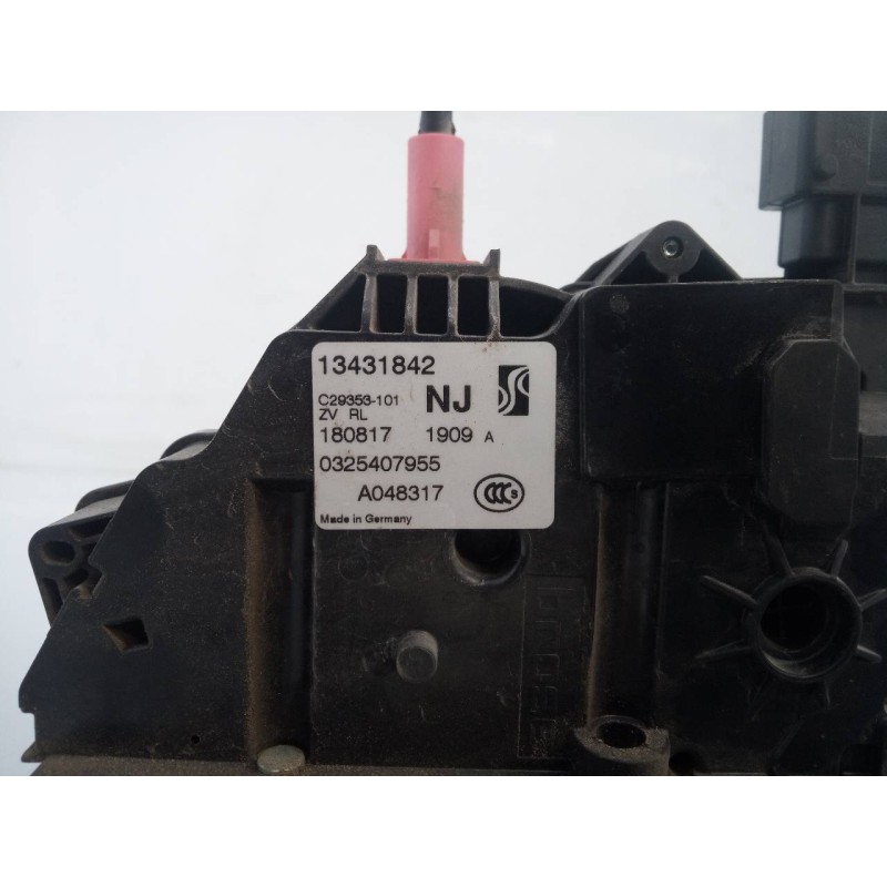 Recambio de cerradura puerta trasera izquierda para opel corsa e selective ecoflex referencia OEM IAM 13431842 0325407955 E2-B6-