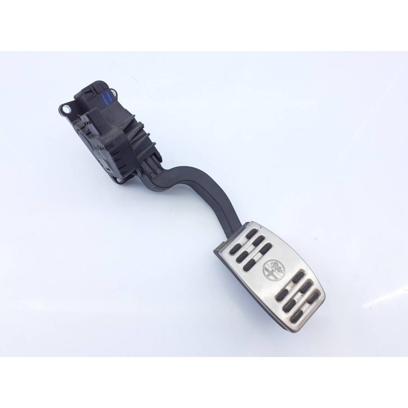 Recambio de pedal acelerador para alfa romeo mito (145) distinctive referencia OEM IAM 55702020  E3-A4-8-3