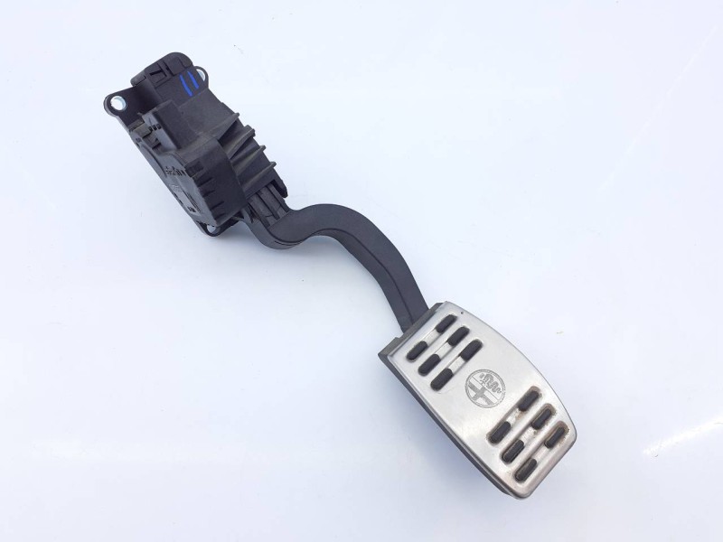 Recambio de pedal acelerador para alfa romeo mito (145) distinctive referencia OEM IAM 55702020  E3-A4-8-3