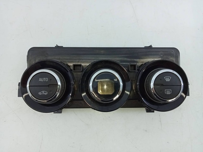 Recambio de mando climatizador para opel corsa e selective ecoflex referencia OEM IAM 57084EE1 13468064 E3-A5-18-4