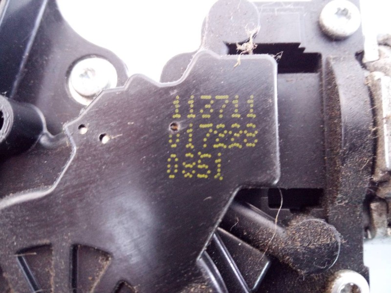 Recambio de motor limpia trasero para opel corsa e selective ecoflex referencia OEM IAM 390205011  E2-B6-60-1