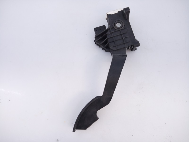 Recambio de pedal acelerador para opel corsa e selective ecoflex referencia OEM IAM 13305804  E3-A5-20-1