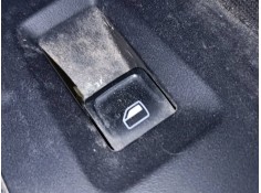 MANDO ELEVALUNAS DELANTERO DERECHO 