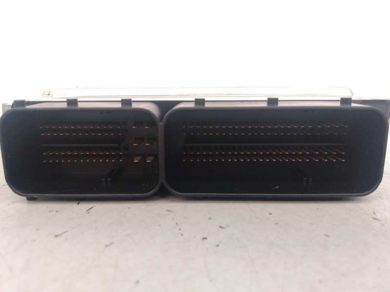 Recambio de centralita motor uce para bmw serie 1 coupe (e82) 120d referencia OEM IAM 0281016067 8506374 E3-A2-36-3