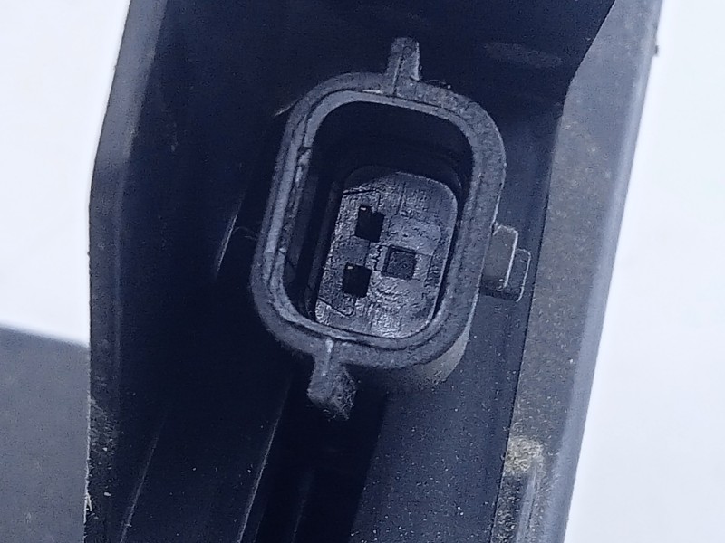 Recambio de cerradura puerta delantera derecha para dacia sandero stepway referencia OEM IAM 805026816R  E1-A1-44-1