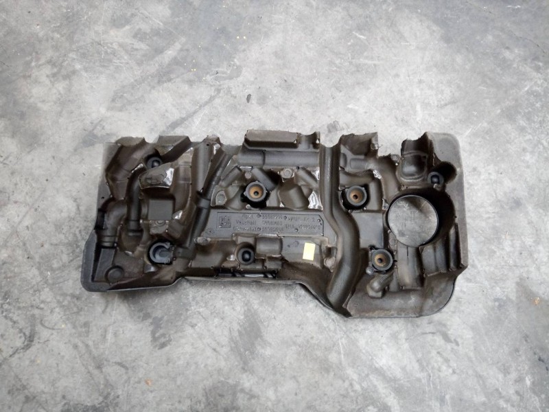 Recambio de tapa motor para opel corsa e selective ecoflex referencia OEM IAM   