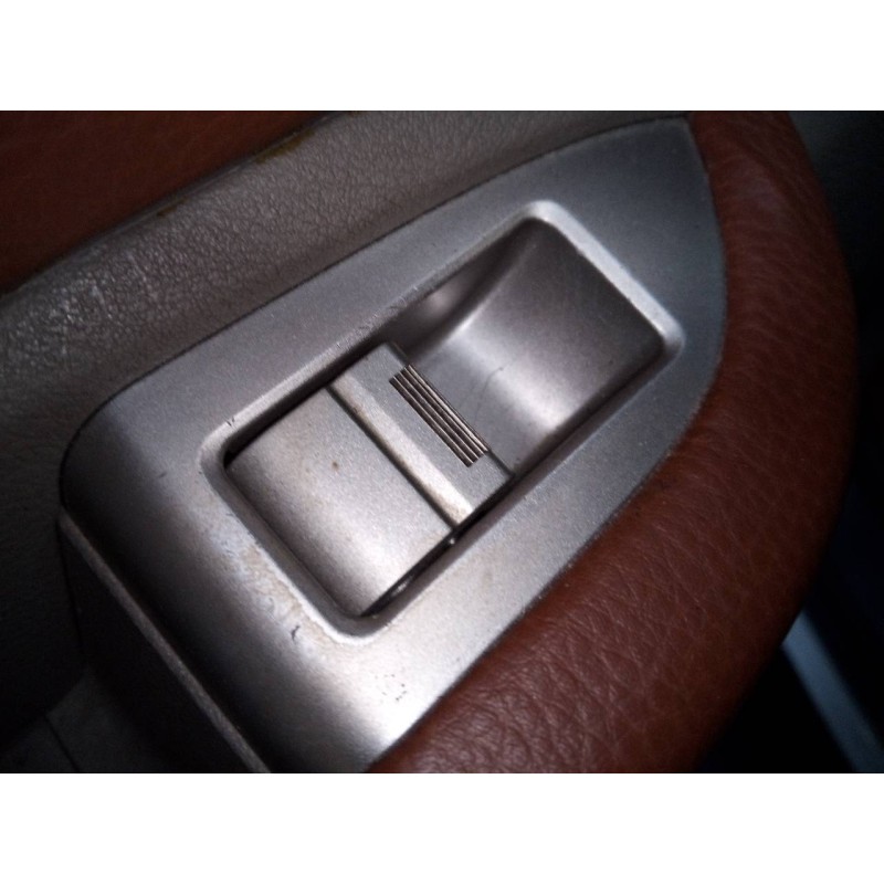 Recambio de mando elevalunas trasero izquierdo para honda fr-v (be) 2.2 ctdi comfort referencia OEM IAM   