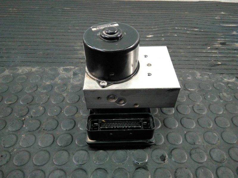 Recambio de abs para mercedes-benz clase c (w203) berlina referencia OEM IAM A2095452532  P3-A8-12-2