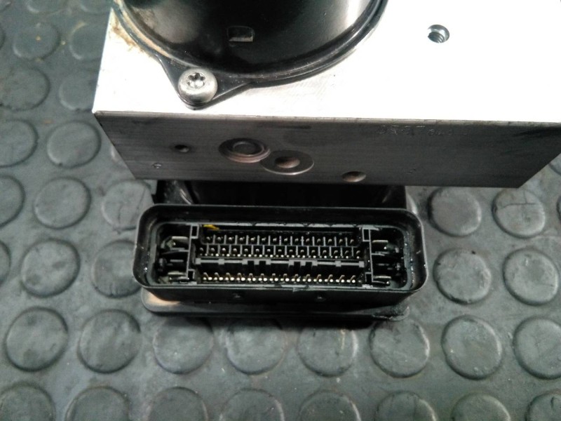 Recambio de abs para mercedes-benz clase c (w203) berlina referencia OEM IAM A2095452532  P3-A8-12-2