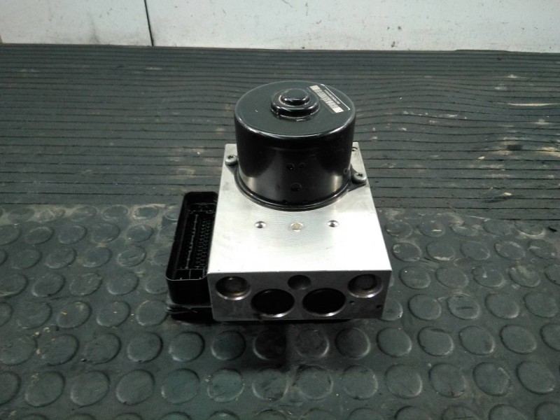 Recambio de abs para mercedes-benz clase c (w203) berlina referencia OEM IAM A2095452532  P3-A8-12-2