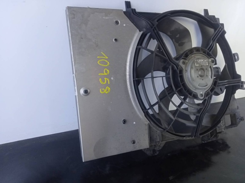 Recambio de electroventilador para peugeot 208 active referencia OEM IAM 9682895680  P2-B8-33