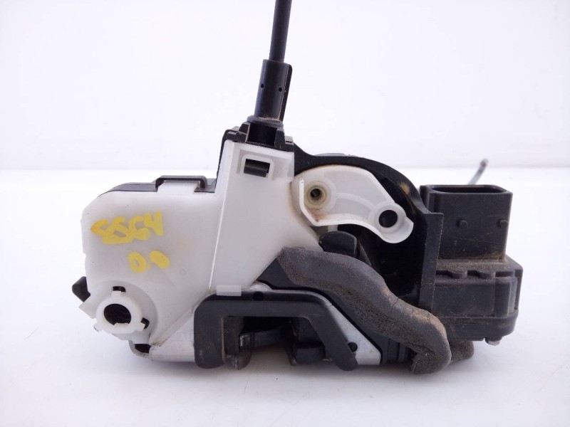 Recambio de cerradura puerta delantera derecha para chevrolet cruze lt referencia OEM IAM 13503802  E2-B6-54-1