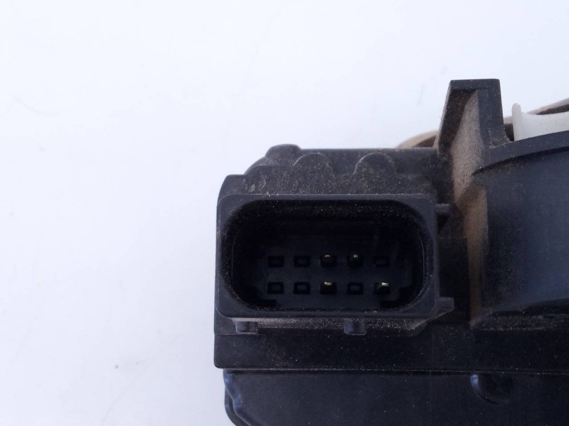 Recambio de cerradura puerta delantera derecha para chevrolet cruze lt referencia OEM IAM 13503802  E2-B6-54-1