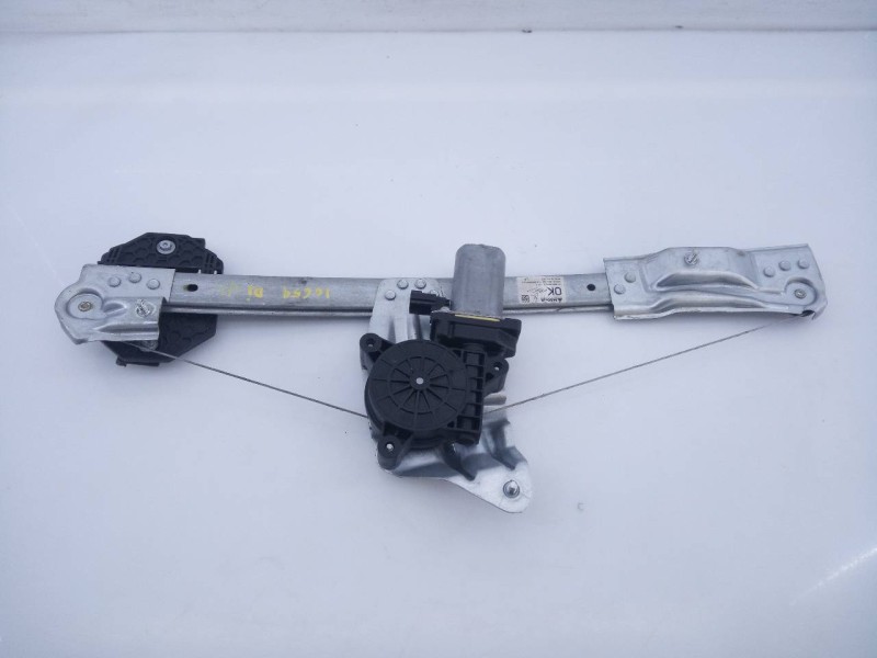 Recambio de elevalunas delantero izquierdo para dacia sandero stepway referencia OEM IAM 807213282R  E1-A1-44-1