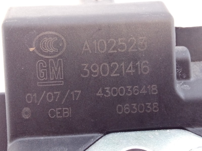 Recambio de cerradura maletero / porton para opel corsa e selective ecoflex referencia OEM IAM A102523 39021416 E2-B6-5-2
