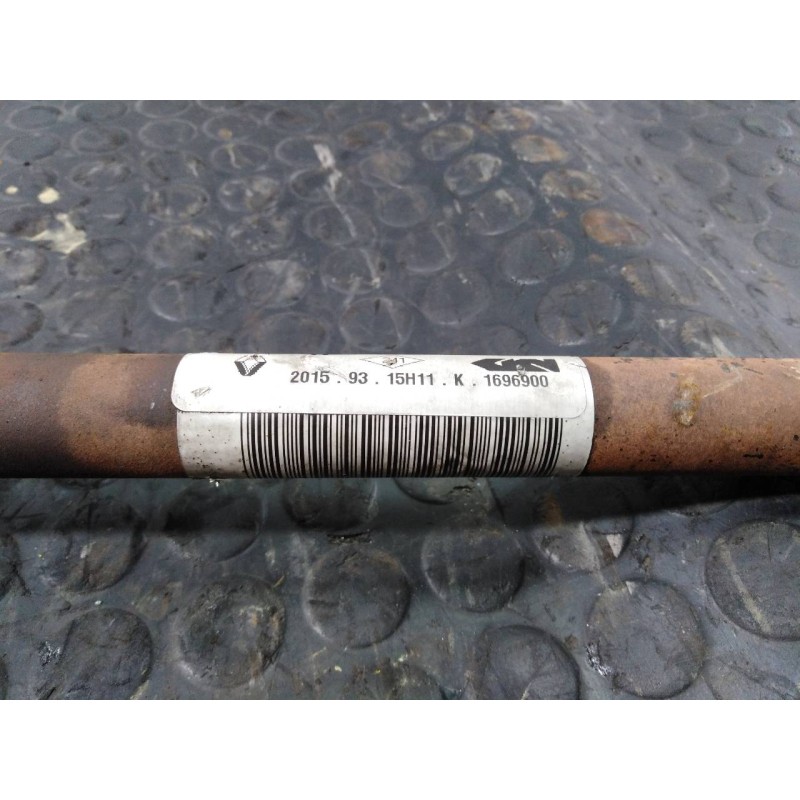 Recambio de transmision delantera derecha para dacia sandero stepway referencia OEM IAM 391007857R 1696900 P1-B6-12