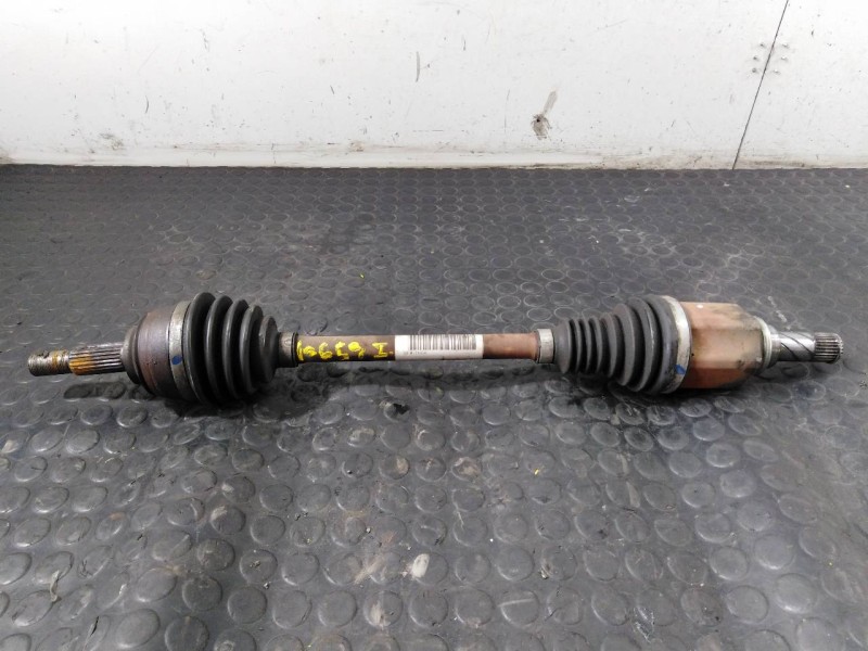 Recambio de transmision delantera izquierda para dacia sandero stepway referencia OEM IAM 391017832R 1696930 P1-A6-14