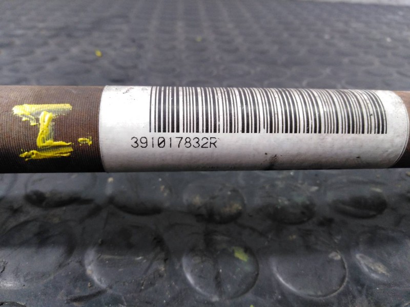 Recambio de transmision delantera izquierda para dacia sandero stepway referencia OEM IAM 391017832R 1696930 P1-A6-14