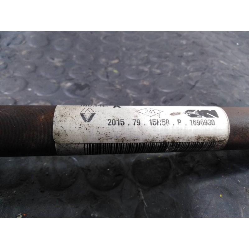 Recambio de transmision delantera izquierda para dacia sandero stepway referencia OEM IAM 391017832R 1696930 P1-A6-14