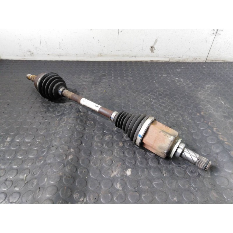 Recambio de transmision delantera izquierda para dacia sandero stepway referencia OEM IAM 391017832R 1696930 P1-A6-14