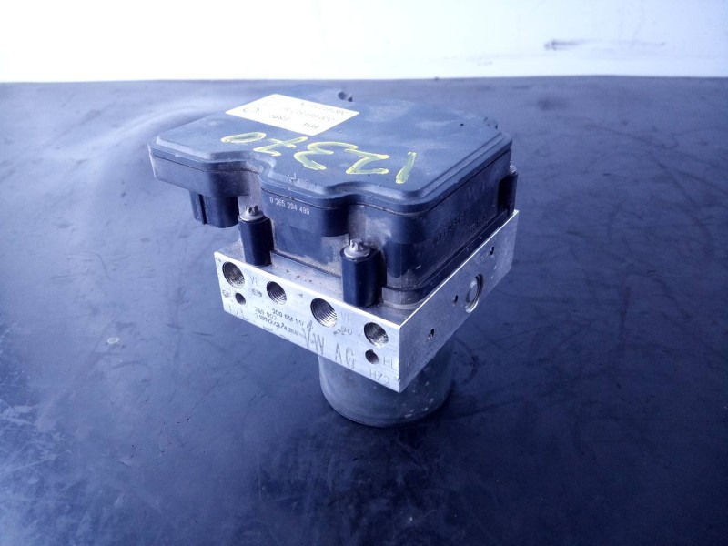 Recambio de abs para volkswagen t-cross basis referencia OEM IAM 2Q0614517AP  P3-B9-20-4