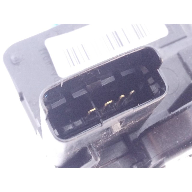 Recambio de cerradura puerta delantera derecha para hyundai i20 city s referencia OEM IAM 81320 1J030LR031HT E2-B5-55-1