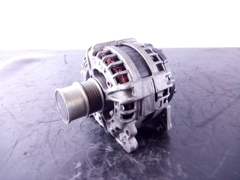 Recambio de alternador para volkswagen t-cross basis referencia OEM IAM 05E903026R  P3-B5-27-3