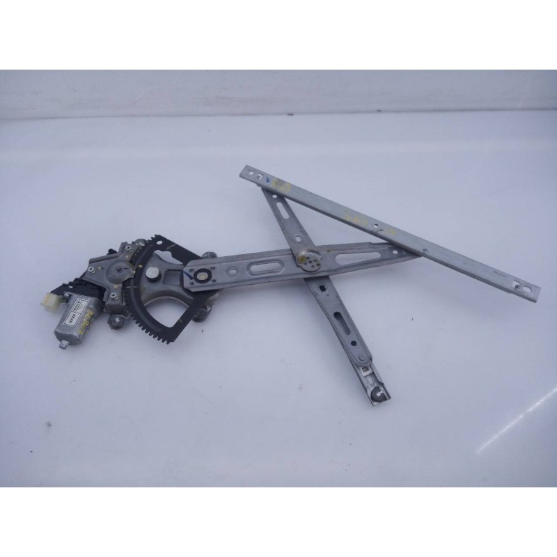 Recambio de elevalunas delantero derecho para hyundai i20 city s referencia OEM IAM 988201J100 2621004670 E2-B5-55-1