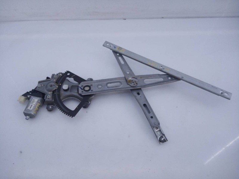 Recambio de elevalunas delantero derecho para hyundai i20 city s referencia OEM IAM 988201J100 2621004670 E2-B5-55-1